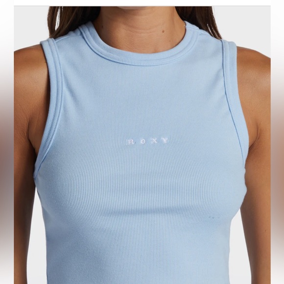 Roxy sleeveless crop top. Size S. GUC. - Picture 8 of 8